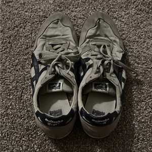 Onitsuka tiger shoes size 12. Comfy and look better than in the photos